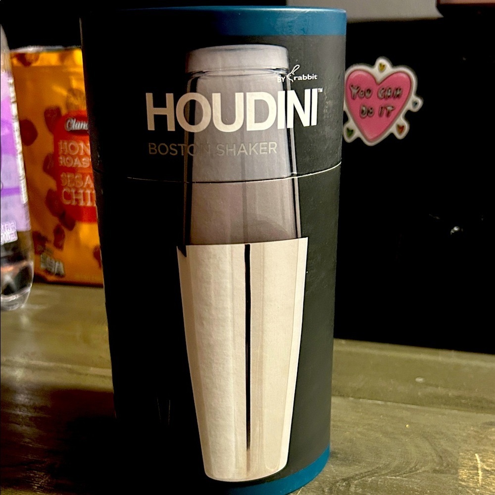Boston Shaker - Silver and Black‎